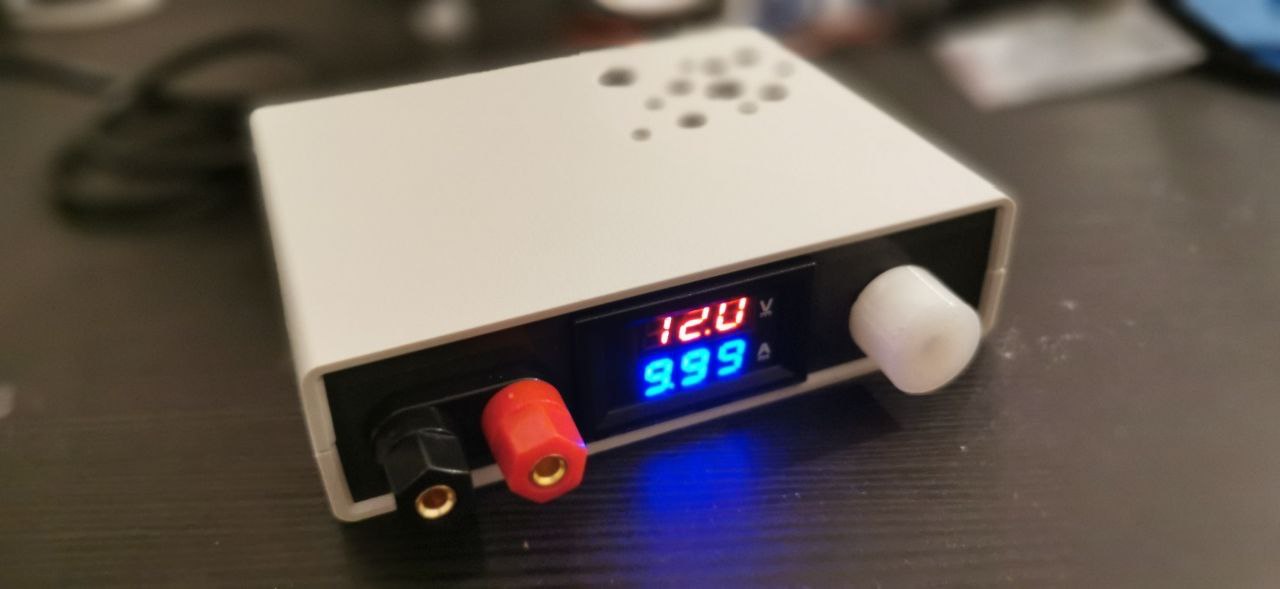 A simple benchtop power supply